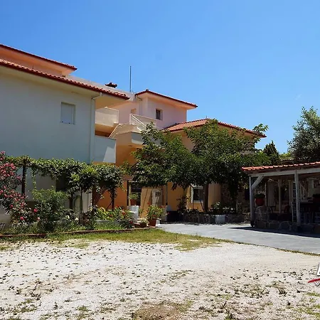Lofos Apartmán *