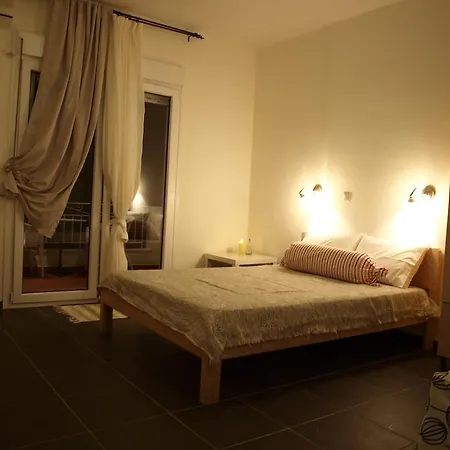Lofos Apartment *